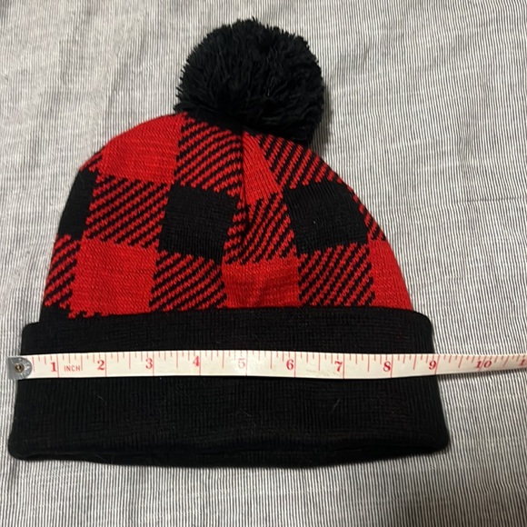 3/$10 🏷️ UW-Madison Red and Black Winter Hat - Picture 3 of 4